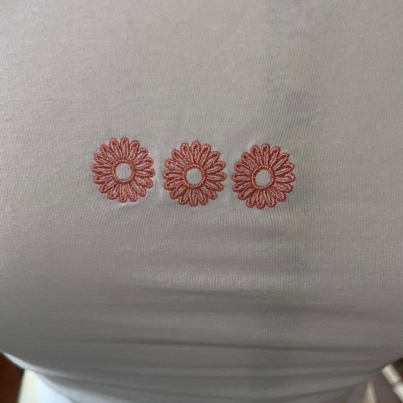 90s Crop Graphic Tank Embroidered flowers - Picture 2 of 4